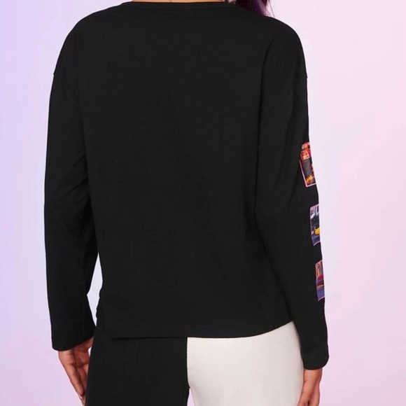 𝙻𝚘𝚗𝚐 𝚂𝚕𝚎𝚎𝚟𝚎 𝚃-𝚂𝚑𝚒𝚛𝚝 - Picture 2 of 2